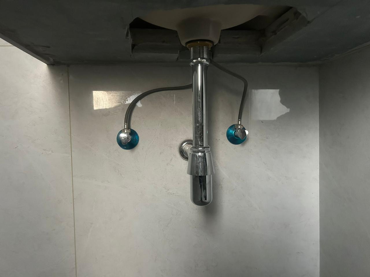 Sanitary Fixtures Photo 15